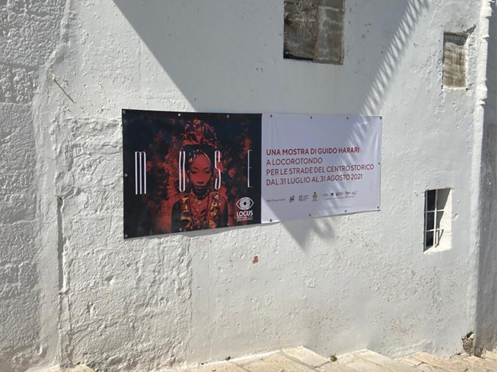 Banner pubblicitario stampato in esacromia a solvente
